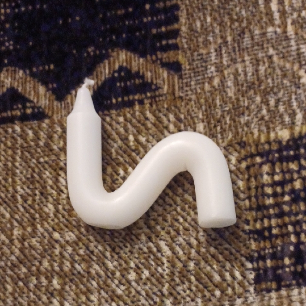4/$30 New White Curved Bendy Candle